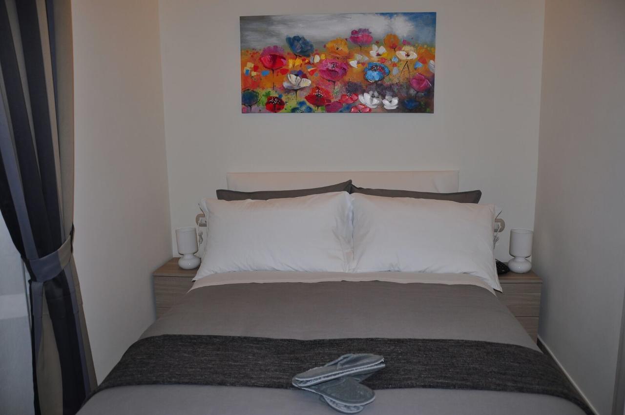 B&B Chiaia 216 Νάπολη Εξωτερικό φωτογραφία