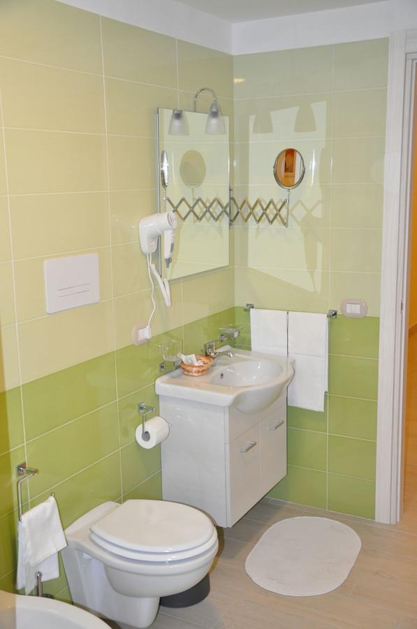 B&B Chiaia 216 Νάπολη Εξωτερικό φωτογραφία